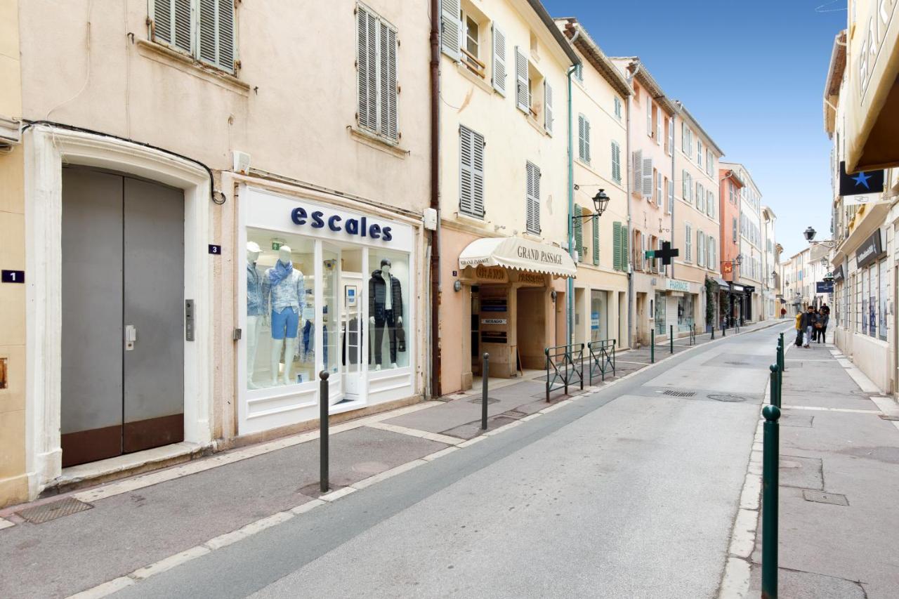 Ginabelayourhosthelper Saint-Tropez Exterior foto